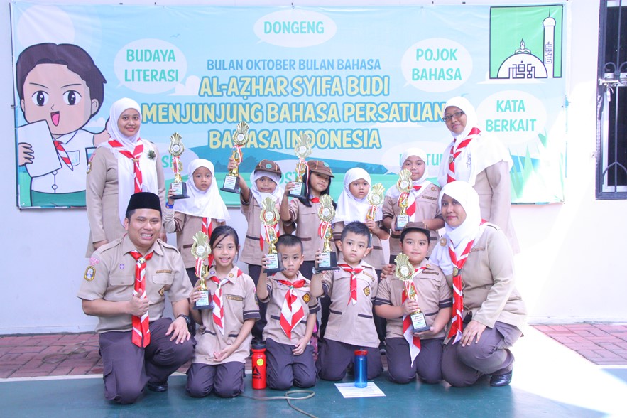 Memaknai Bulan Bahasa dengan Kegiatan Literasi,  Berbagai Lomba dan Penampilan di SD AL-Azhar Syifa Budi Jakarta